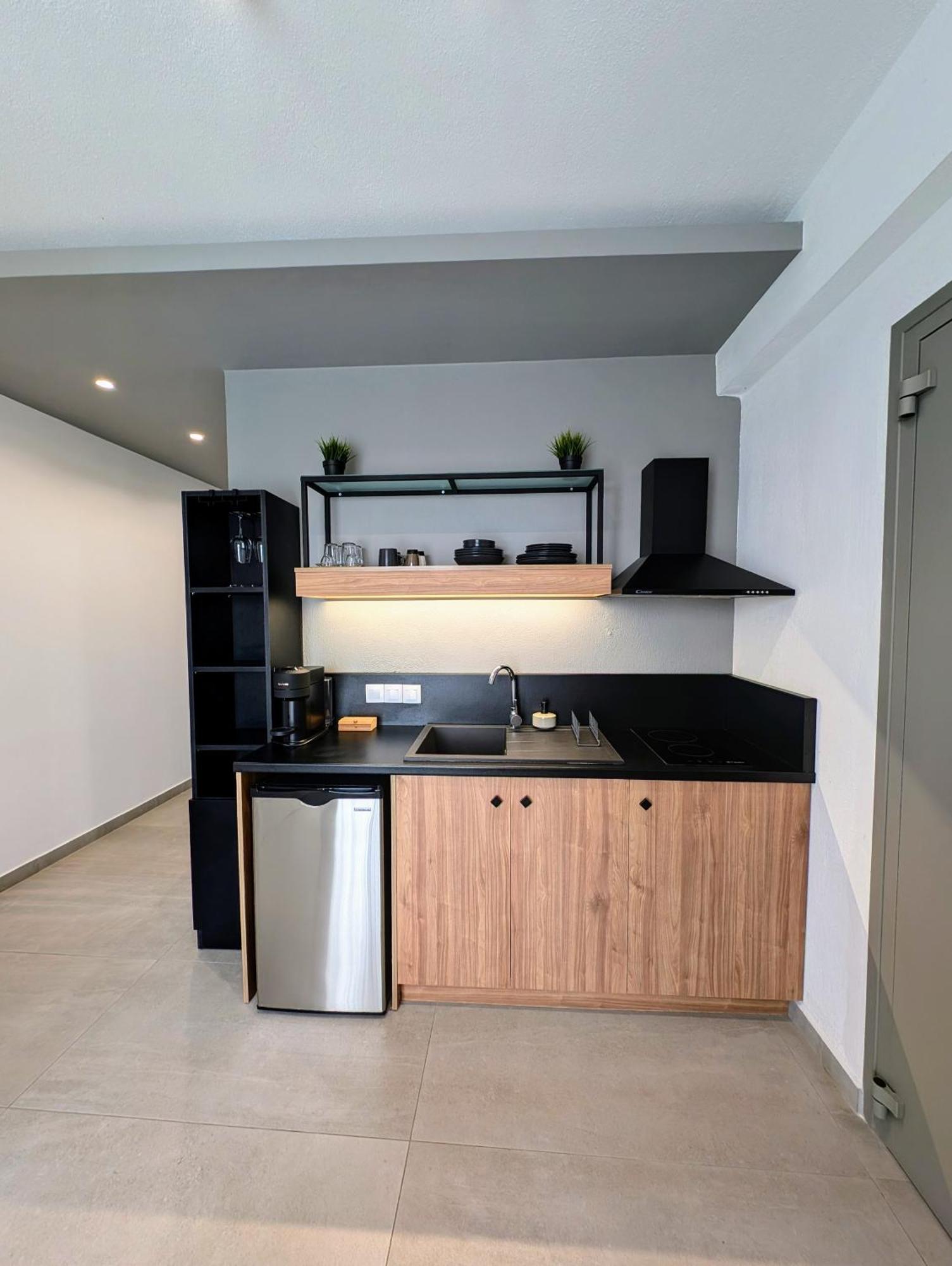 Twins Yard Apartment Nikiti  Luaran gambar