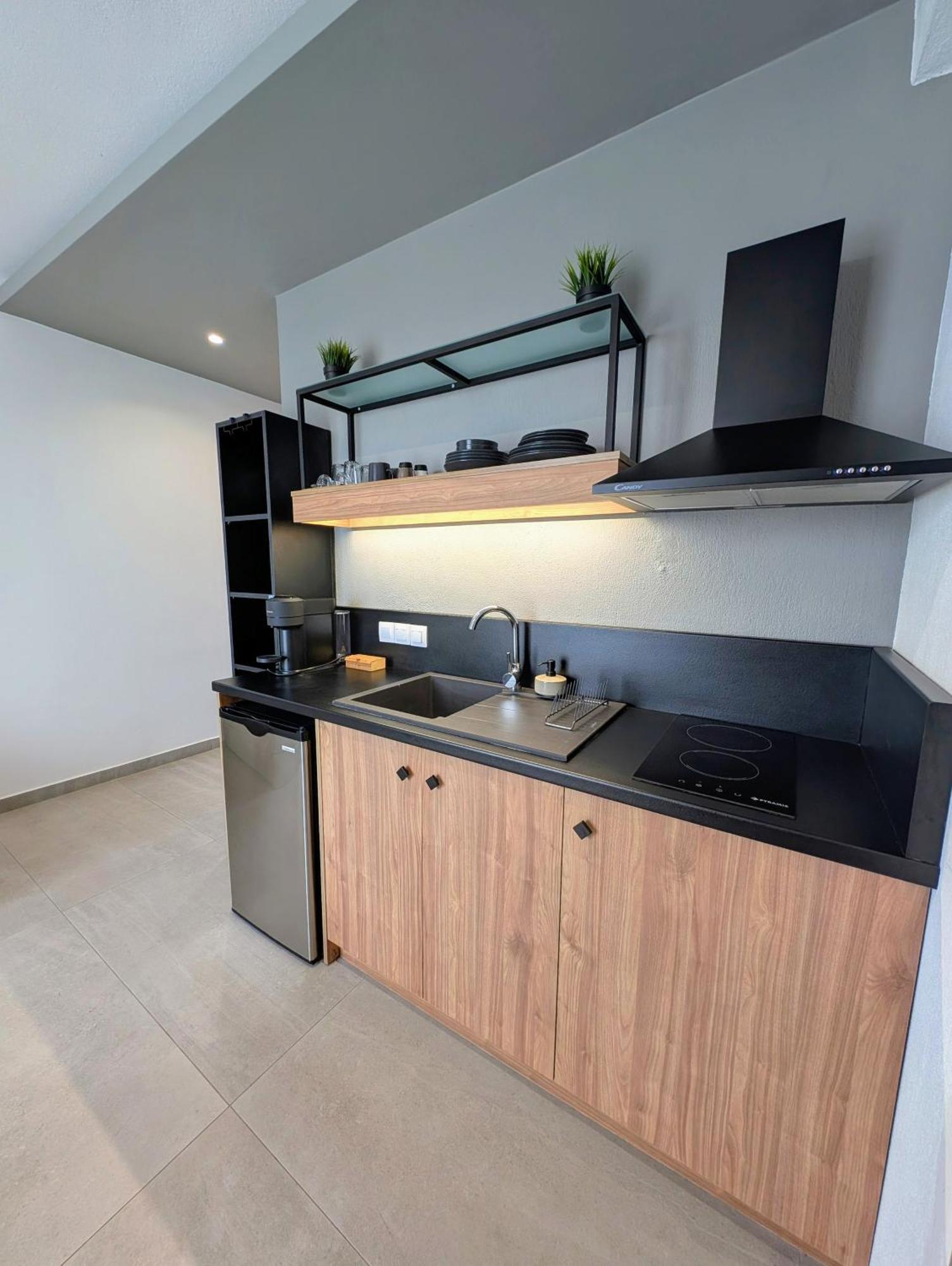 Twins Yard Apartment Nikiti  Luaran gambar